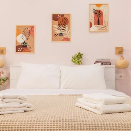 아파트 Almond Jacuzzi - Private Indoor Jacuzzi - Self Check-in - Free & Easy Street Parking *